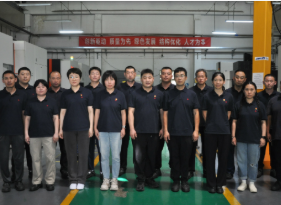 以匠心鑄就卓越，以創(chuàng)新引領(lǐng)未來(lái)  華德液壓王西杰技能大師工作室獲評(píng)“區(qū)級(jí)技能大師工作室”稱號(hào)