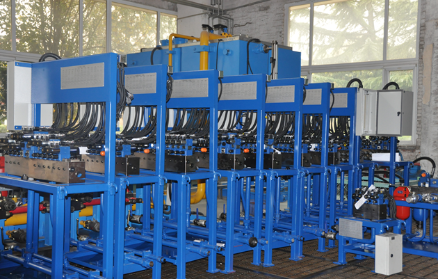 平整機(jī)液壓系統(tǒng)